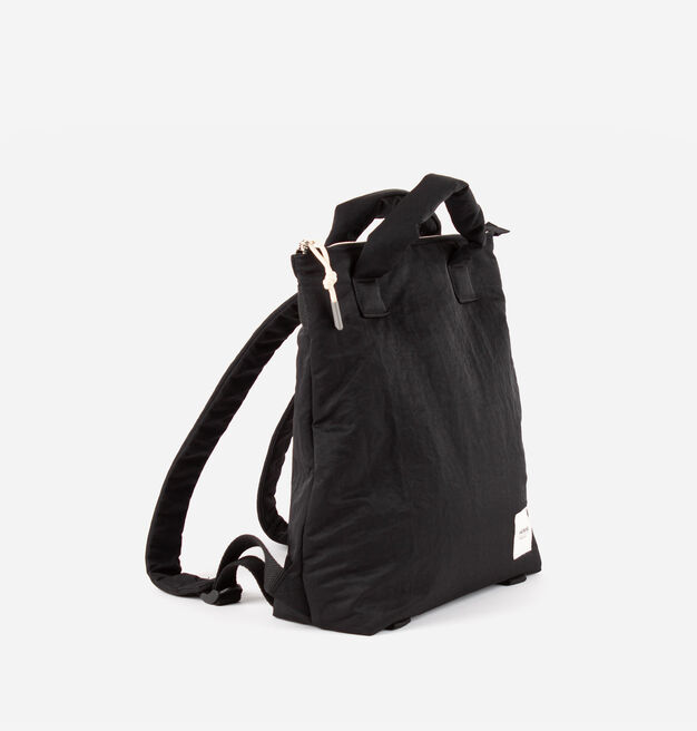 QUILTED NYLON BACKPACK