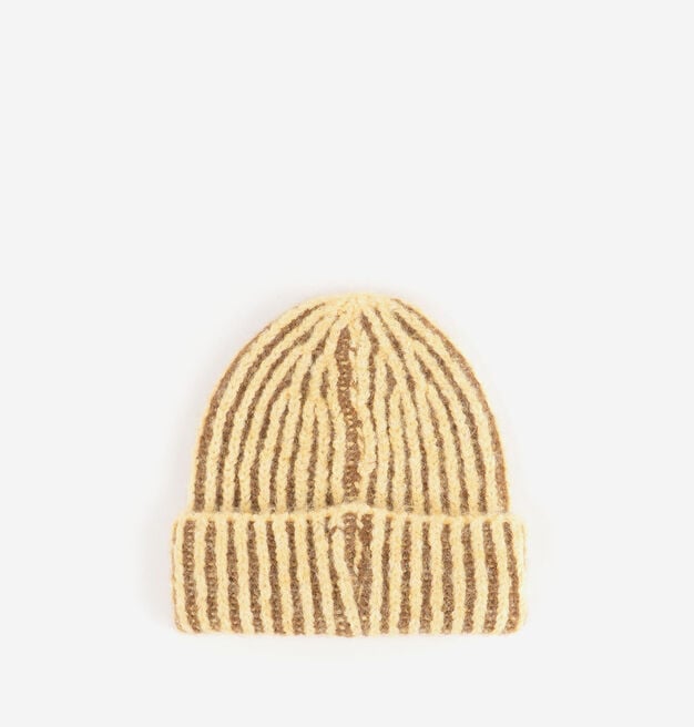 KNITTED BEANIE