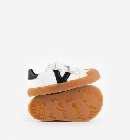 OLIVER STRAPS BAREFOOT LEATHER EFFECT & CONTRAST