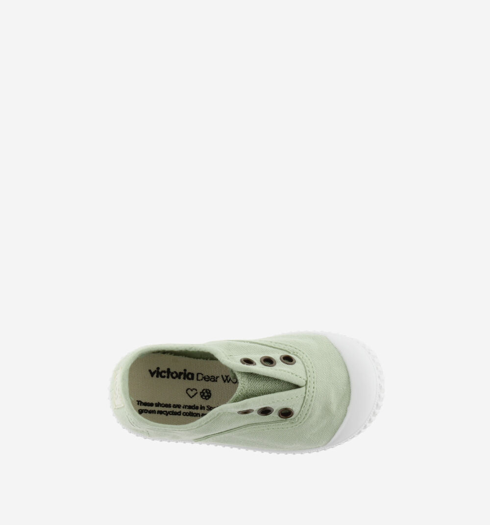 Zapatillas deportivas de lona fabricada en tejido canvas y puntera de goma