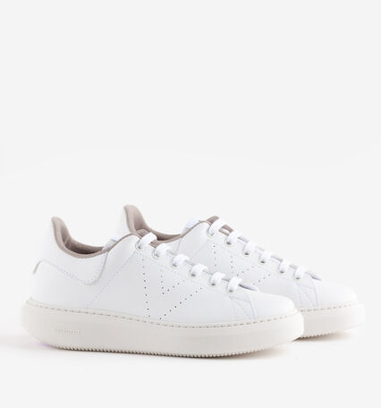 MILÁN FAUX LEATHER SNEAKERS