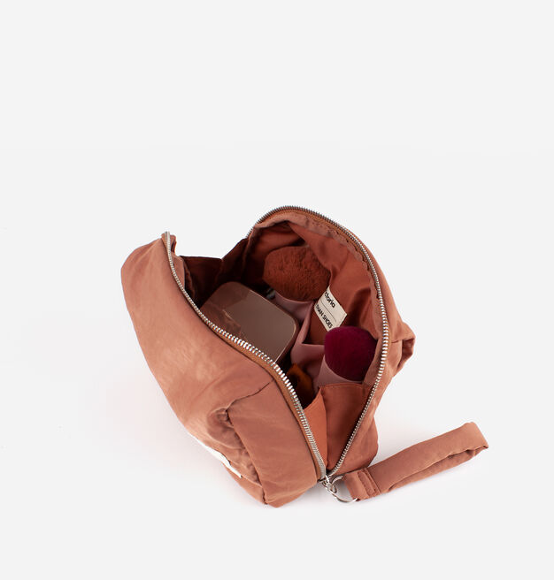 NECESER NYLON ACOLCHADO
