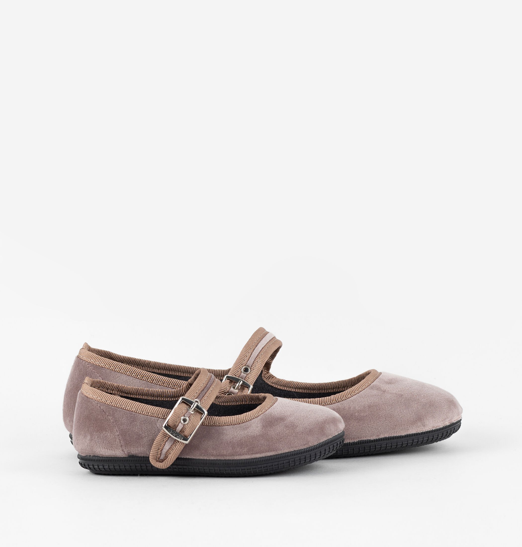 フラットシューズ ^Victoria Shoes^ Victoria Kung Fu Casa Ballerina Captoe 1080 Designer fashion, Seoul-fully created | W Concept