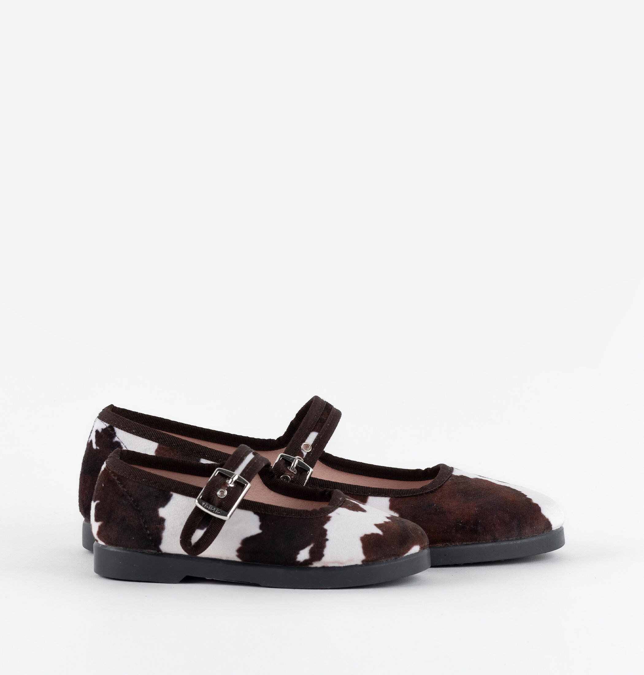 フラットシューズ ^Victoria Shoes^ Kung Fu Casa Ballerina Strap 1080912NEGRO 5 Designer fashion, Seoul-fully created | W Concept