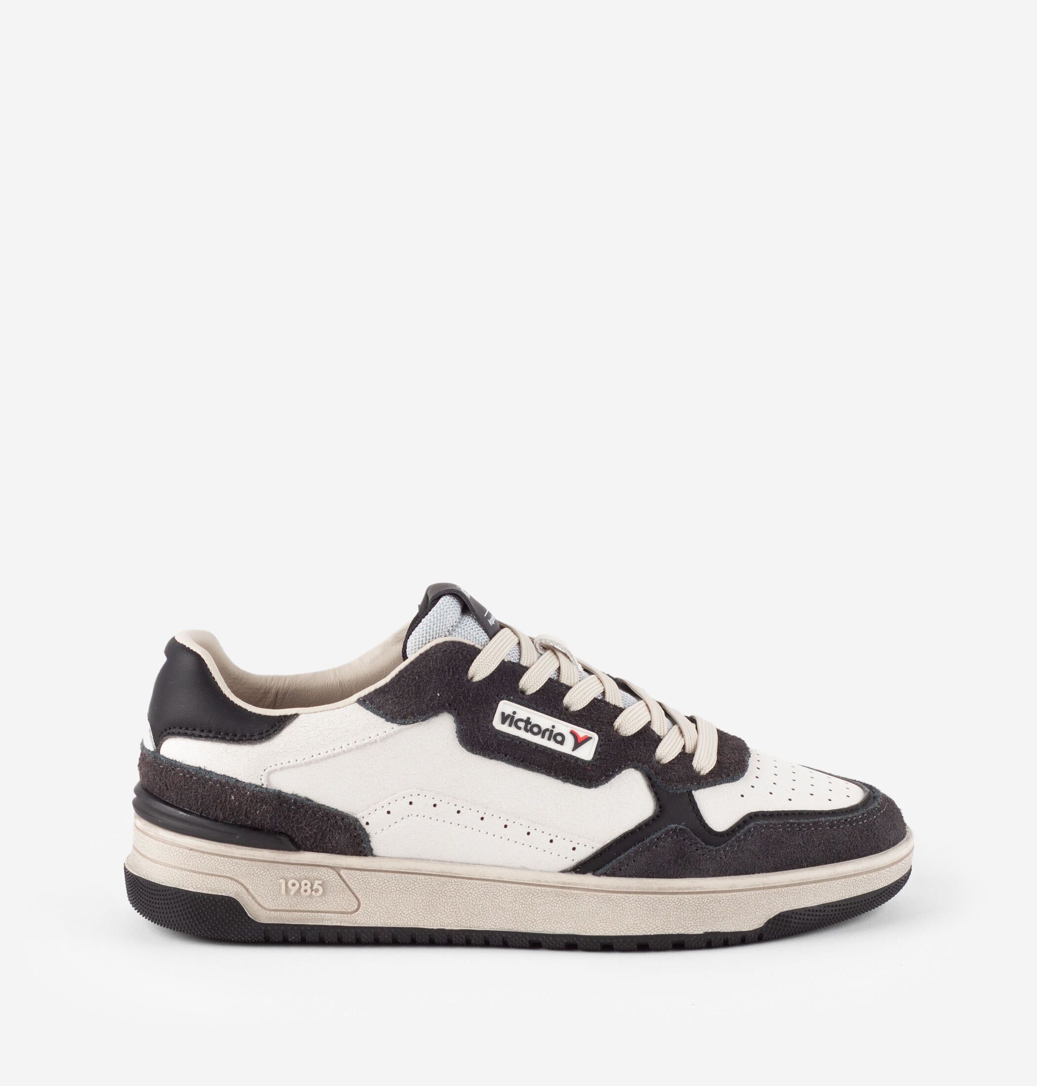 パーティを彩るご馳走や Victoria 1985 Men | Victoria Shoes 自動車