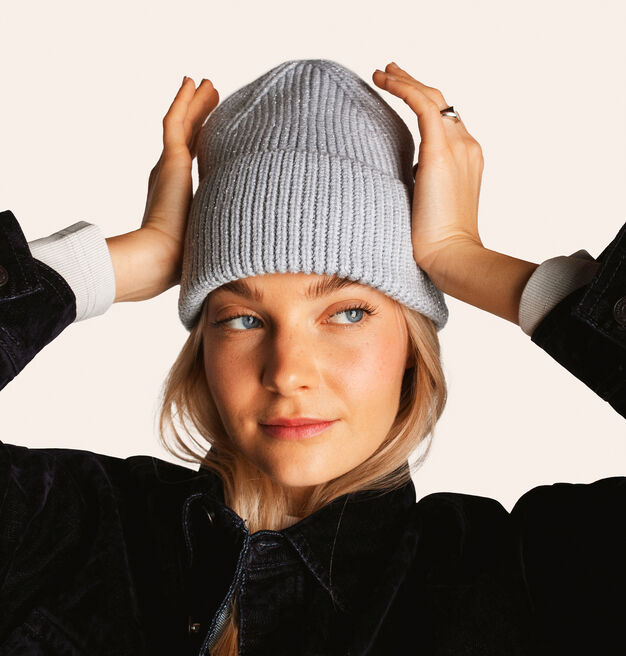 LUREX DETAIL BEANIE