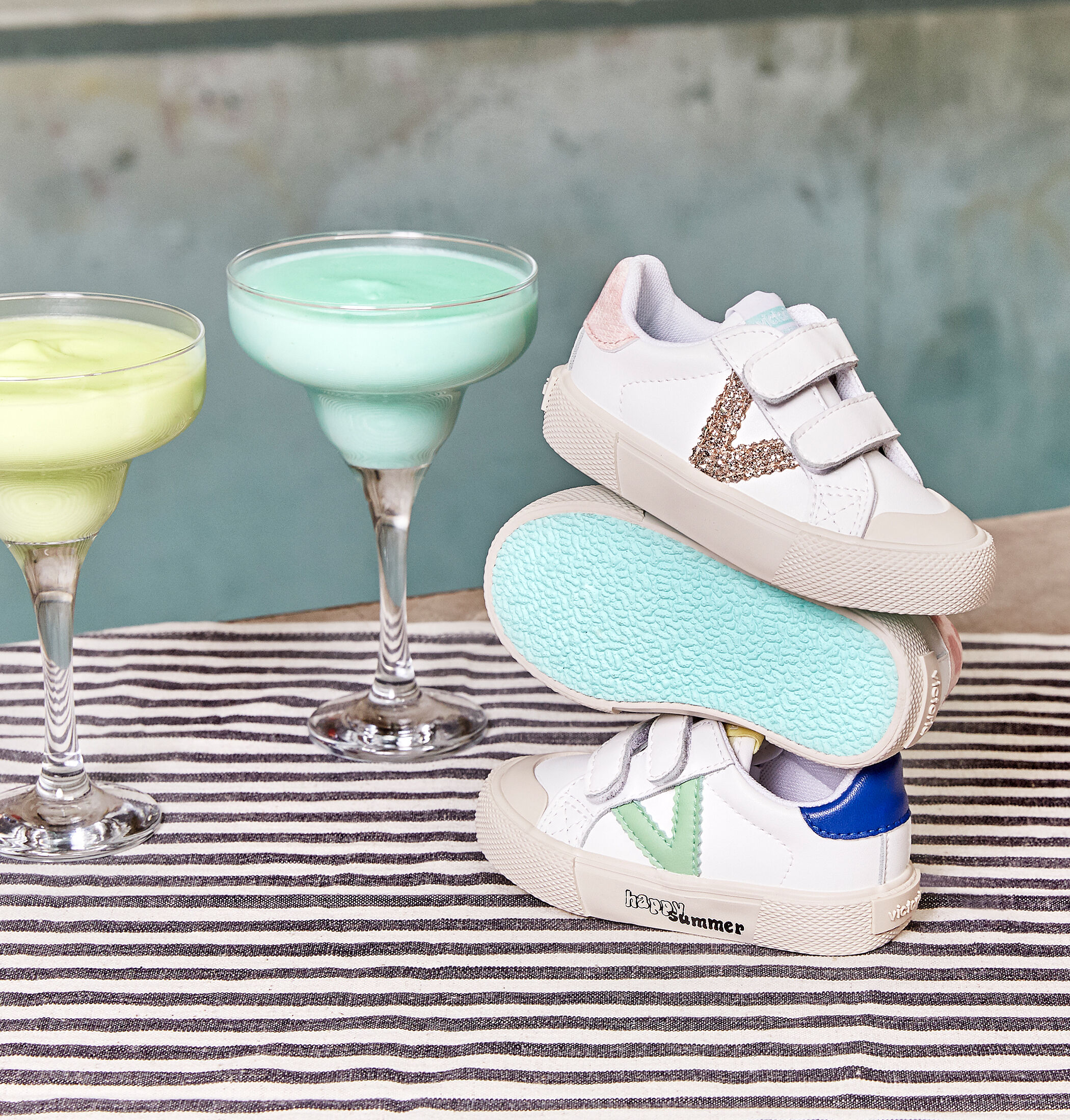 TRIBU CHIUSURA A STRAPPO PELLE E GLITTER Victoria Scarpe