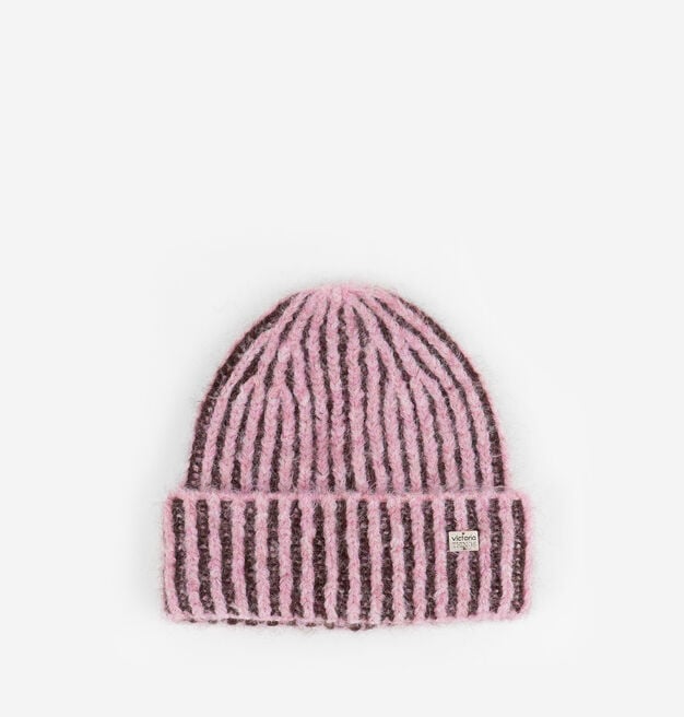 KNITTED BEANIE