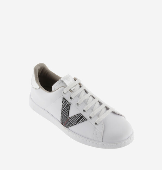 TENIS PIEL VEGANA DETALLE GRIS