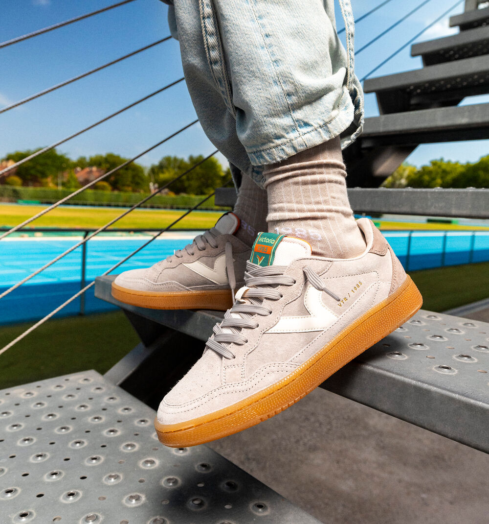 SMASH SUEDE COLOR Victoria Scarpe