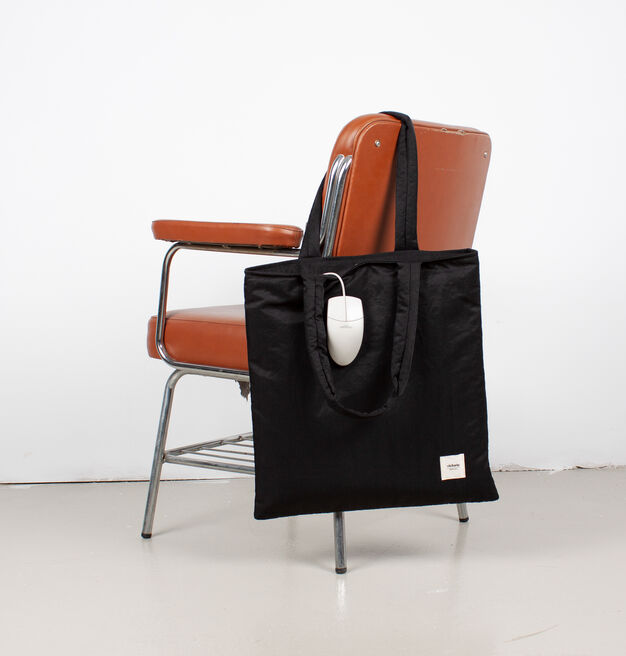 TOTE NYLON ACOLCHADO