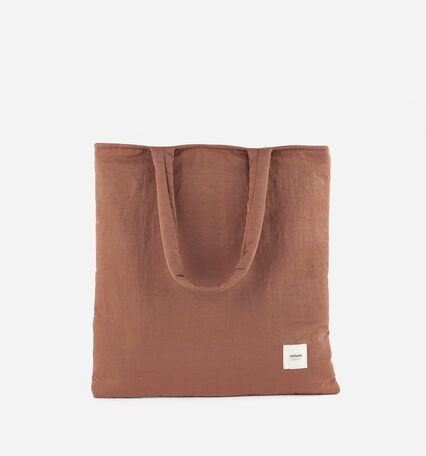 QUILTED NYLON TOTE