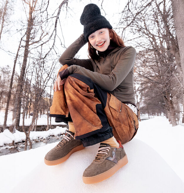 MADRID SPLIT LEATHER & METAL