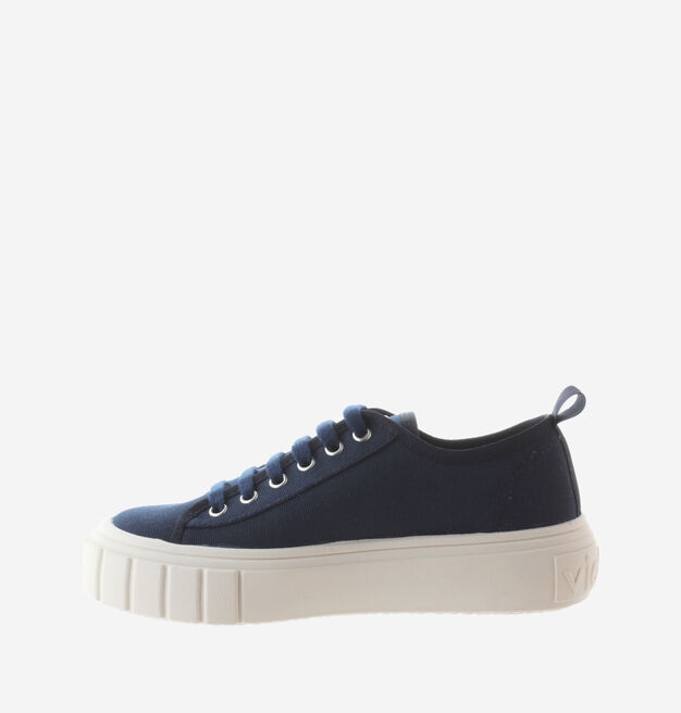 ABRIL ORGANIC CANVAS