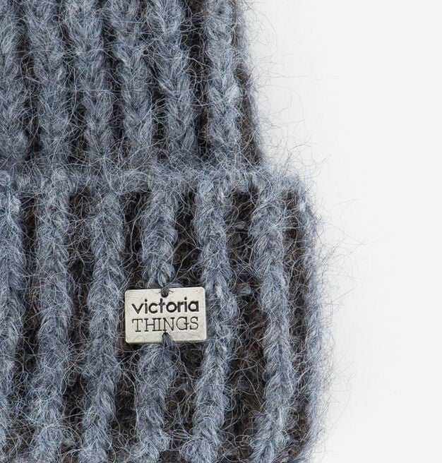 KNITTED BEANIE