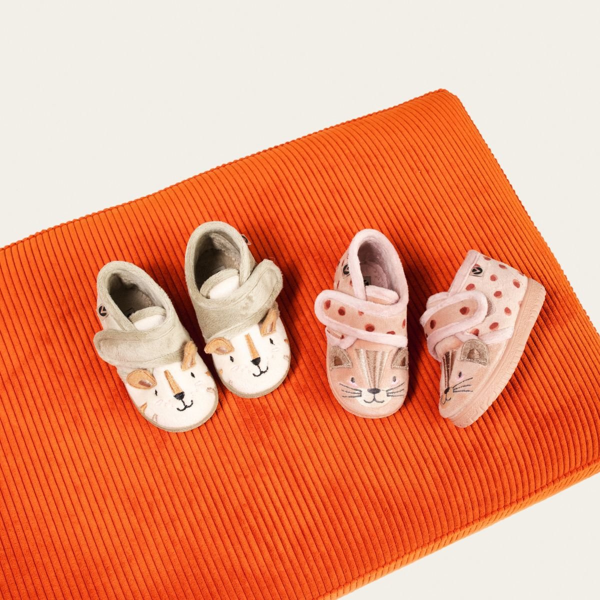 OJALÁ ANIMALS SLIPPERS