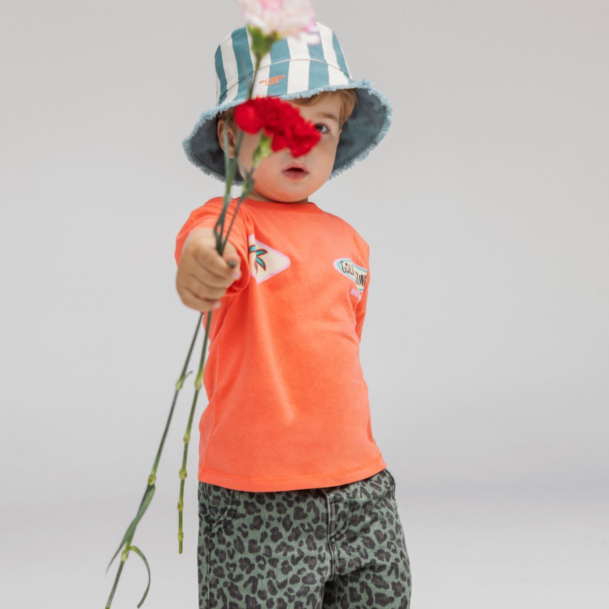 CHAPEAU R&Eacute;VERSIBLE RAYURES