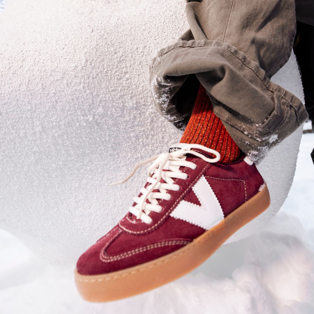 CHAUSSETTE LUREX UNIE & BRODERIE